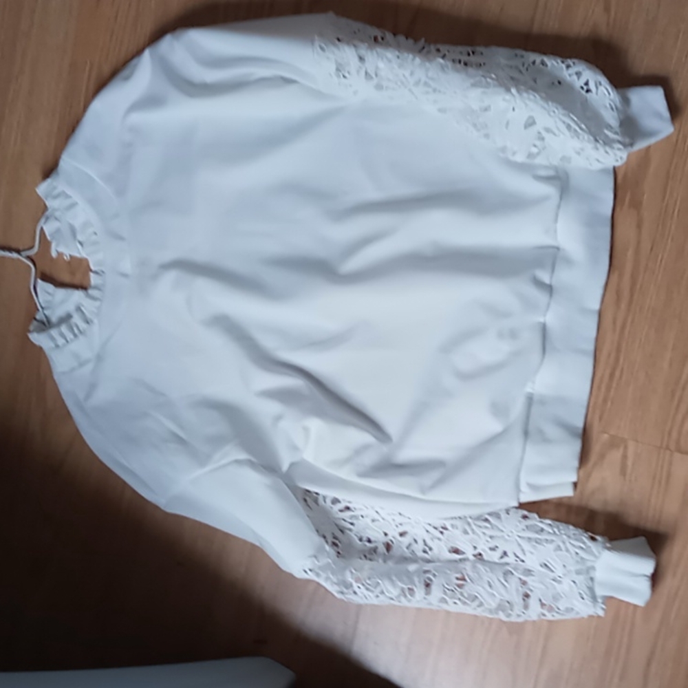 Blouse size small